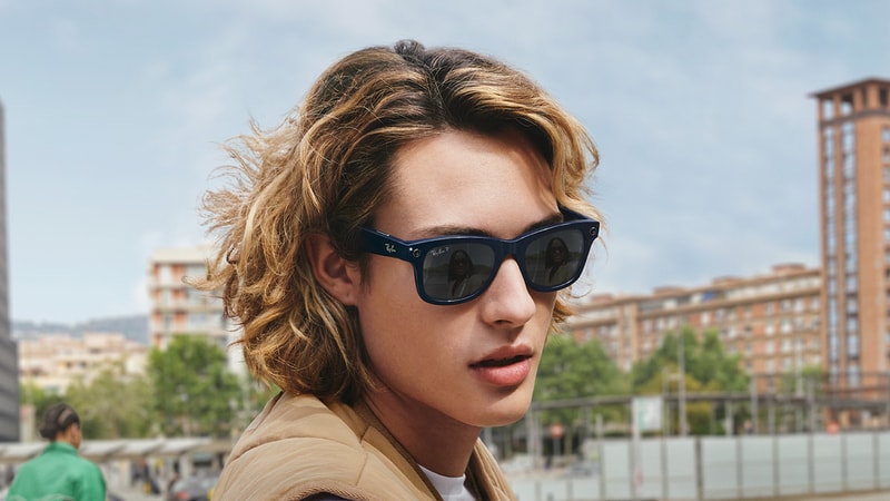 ray-ban sunglasses shades smart glasses technology camera video meta recording capture hands-free tech instant built-in first generation