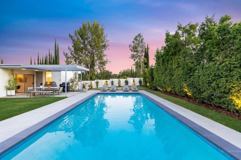 Listings: Richard Neutra's Baldwin House is a Modernist Marvel