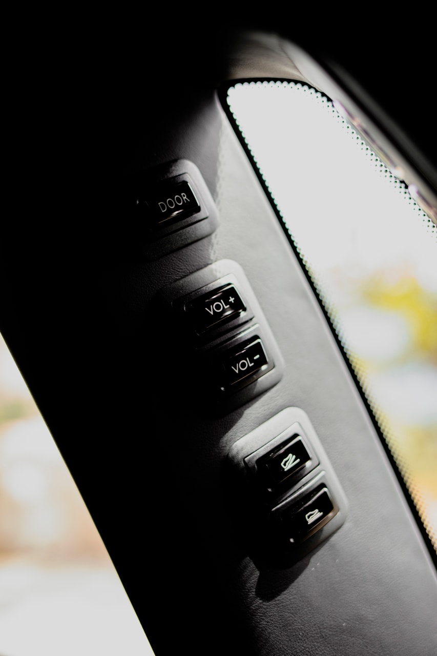 Rolls-Royce Phantom VIII 2022 Test Drive Luxury Car British Automotive Design Monaco Billionaires Open Road HYPEBEAST Maybach Bentley S Class Limo Expensive