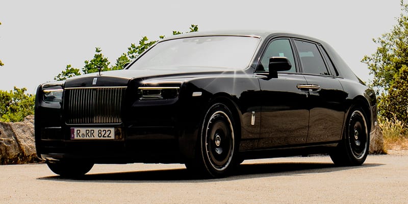RollsRoyce Phantom Syntopia is an Haute Coutureinspired oneoff creation  that features unique colorshifting paint and a bespoke scent   Luxurylaunches