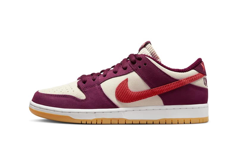 maroon sb dunks