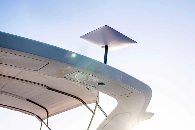 Starlink's Satellite Internet Service Will Now Work on the Open Seas