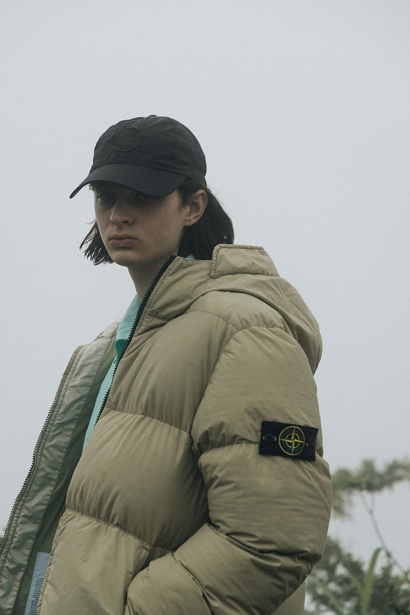 Stone Island Fall/Winter 2022 Collection HBX Release Info Buy Price Sweatshirt T-shirt Down Jacket Vest Puffer Hooded Graphic Print Logo Patch Beanie Sweatpants Sweatshorts Overshirt Utility