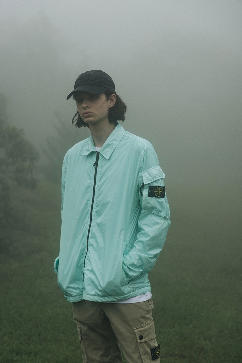 Stone Island Fall/Winter 2022 Collection HBX Release Info Buy Price Sweatshirt T-shirt Down Jacket Vest Puffer Hooded Graphic Print Logo Patch Beanie Sweatpants Sweatshorts Overshirt Utility