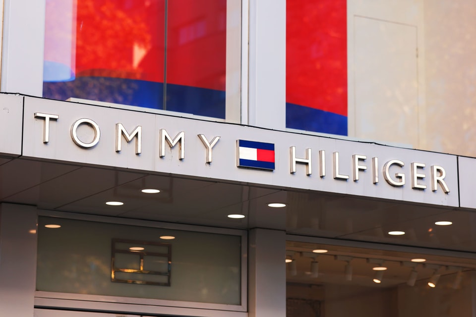 Tommy Hilfiger in Metaverse • Tommy Hilfiger VR store