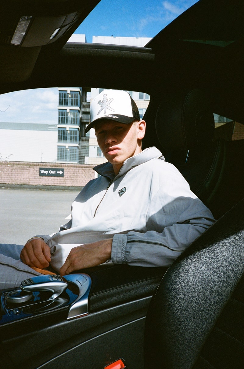 Unknown Summer 2022 Collection SS22 Rhinestone Tracksuit T-shirt Streetwear London UK Punk Hoodie Pink Denim