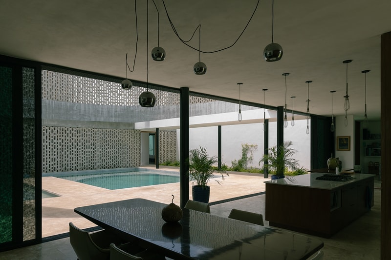 Wóolis House by Arkham Projects is Arranged Around a Central "Heart"