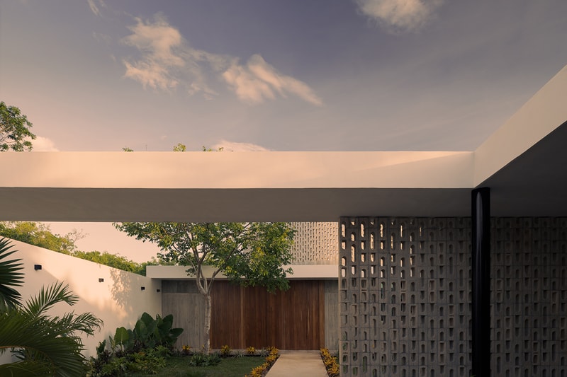 Wóolis House by Arkham Projects is Arranged Around a Central "Heart"