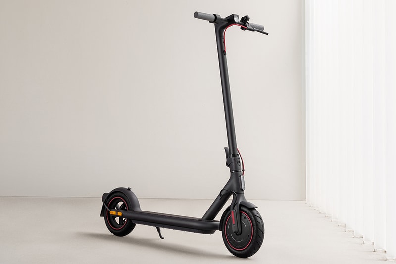 xiaomi electric scooter 4 pro 700w power output motor 12400mah battery 45km range 25kmh speed 
