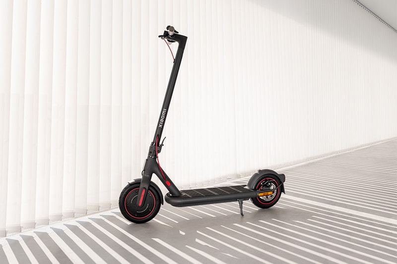 xiaomi electric scooter 4 pro 700w power output motor 12400mah battery 45km range 25kmh speed 