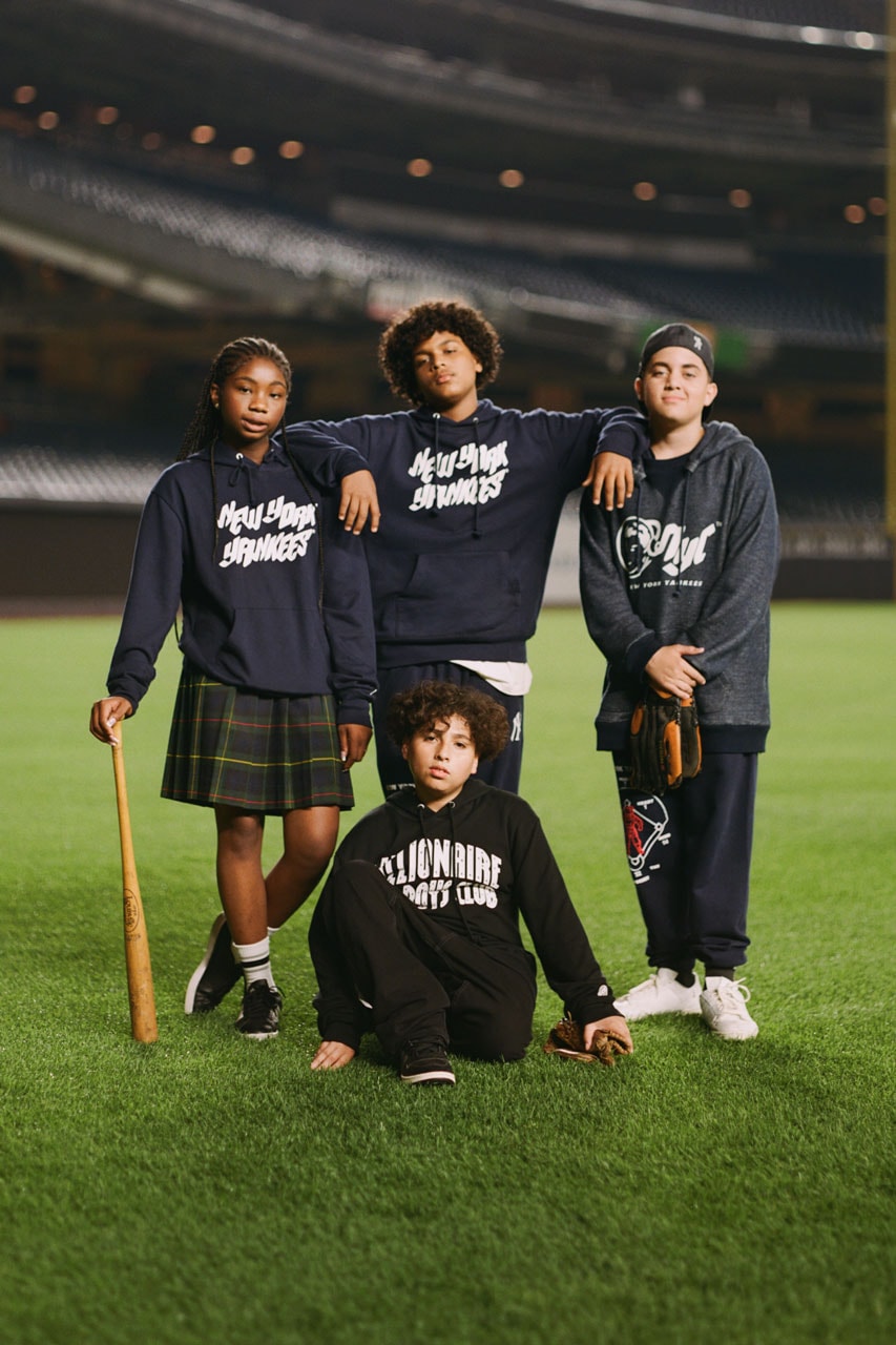 Women's Support New York Yankees Baseball Print Sweatshirt