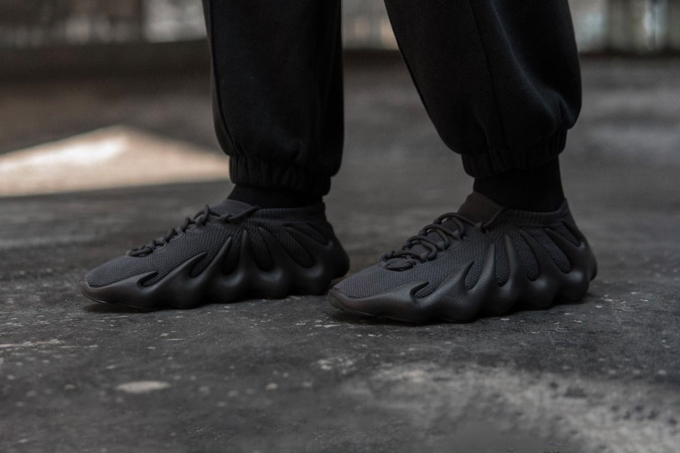 adidas YEEZY 450 Utility Black On-Foot Look Release Info ho3665 Date Buy Price 