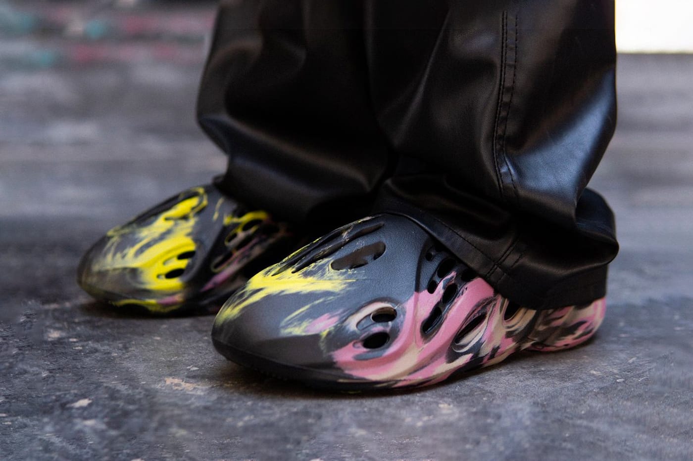 adidas YEEZY Foam Runner "MX Carbon" On-Foot Look | HYPEBEAST