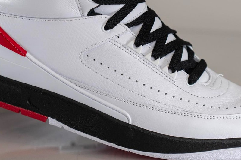 Air Jordan 2 OG Chicago On-Foot Look Release Info dx2454-106 Date Buy Price 