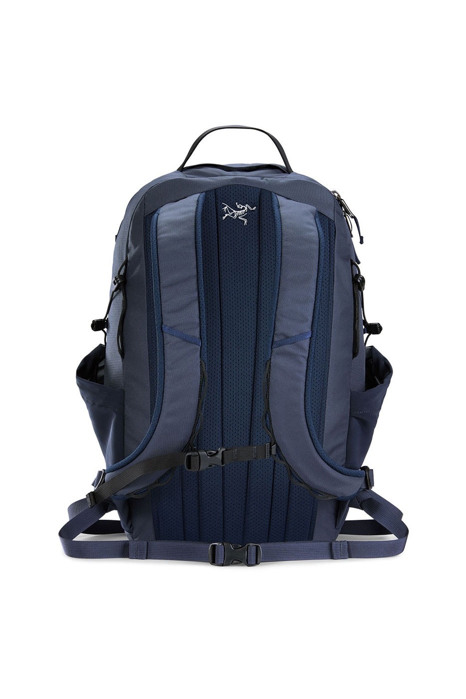 Arc'teryx Releases Its First Updated Version of Its "Mantis" Backpack outdoors accessories 16L capacity travel compact environmental