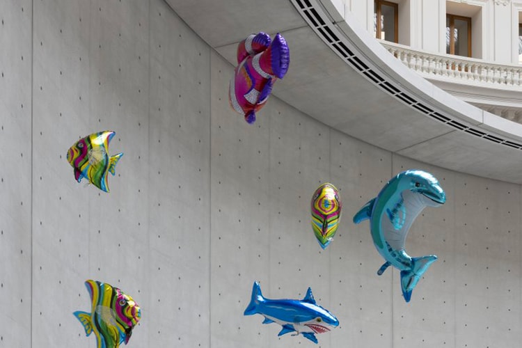 Bourse de Commerce Presents 'Une seconde d’éternité'