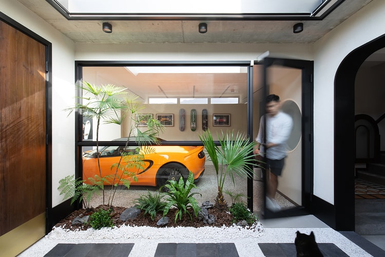 Hintegro Reimagines a Resort-Inspired Townhouse in Tai Po, Hong Kong