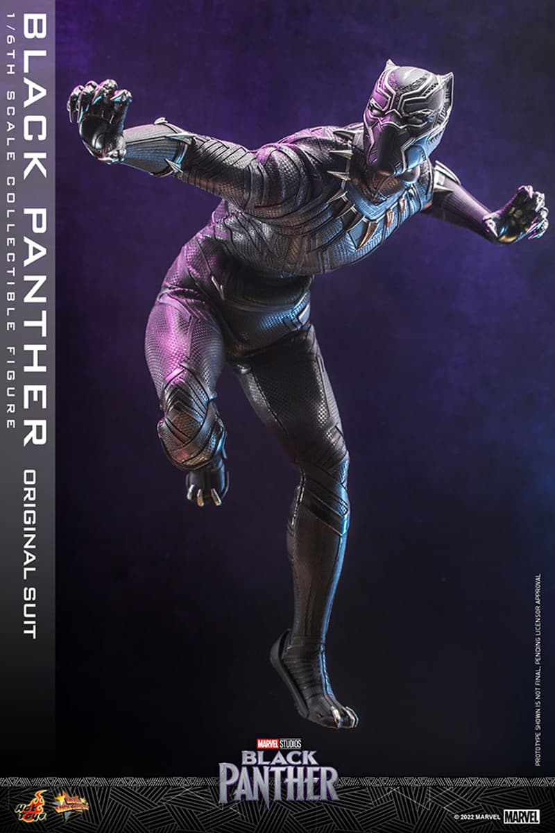 hot toys marvel studios cinematic universe black panther king t challa chadwick boseman 1 6th scale figure collectible reissue 