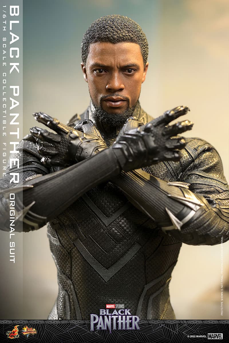 hot toys marvel studios cinematic universe black panther king t challa chadwick boseman 1 6th scale figure collectible reissue