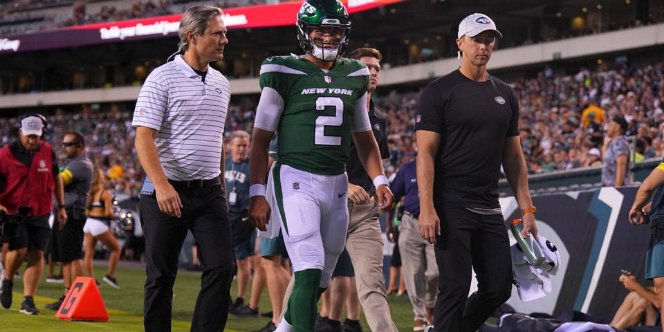 New York Jets QB Zach Wilson Injures Knee in Preseason Game Against Philade...