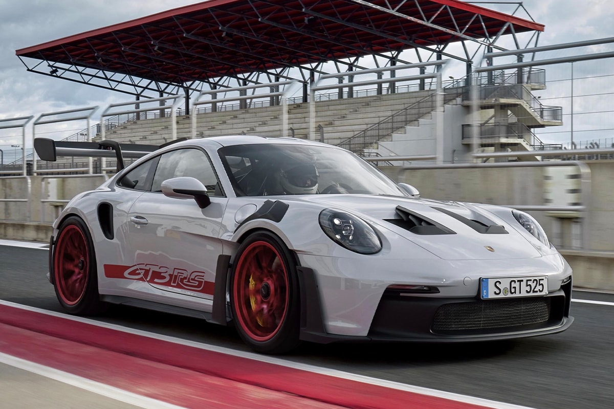 New Porsche 911 GT3 RS Is Made for the Track
