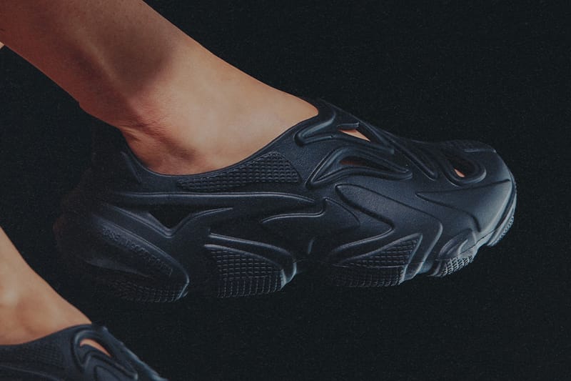 ROSE IN GOOD FAITH Readies "Endless Black" Colorway of Its Viral Plastic Soul Shoe