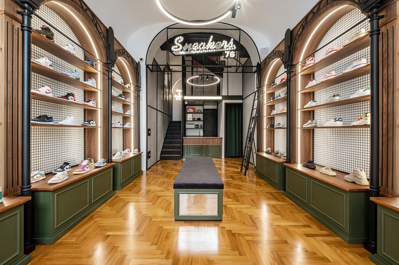 Sneakers76 Sneakers Academy Taranto store expansion news footwear kicks sneakers Italy Daniele Valente 