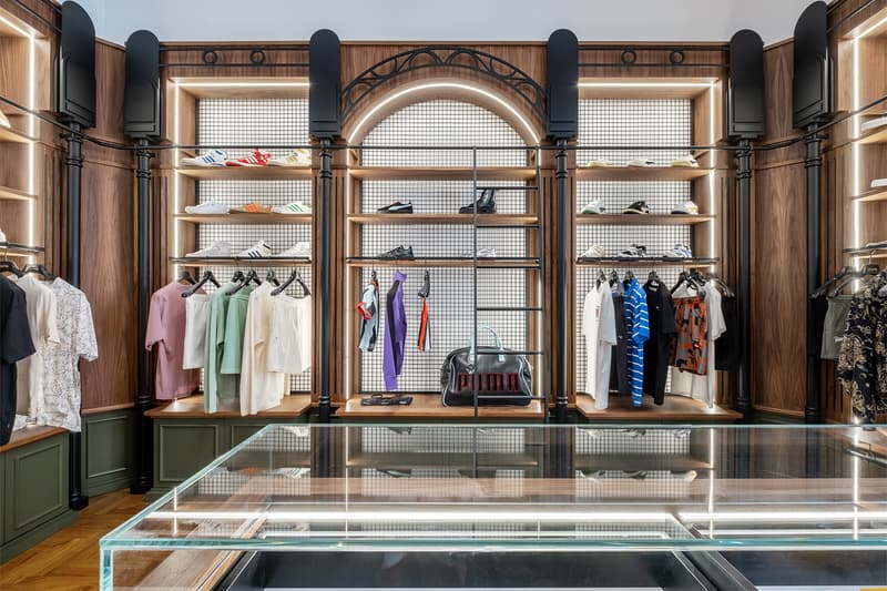 Sneakers76 Sneakers Academy Taranto store expansion news footwear kicks sneakers Italy Daniele Valente