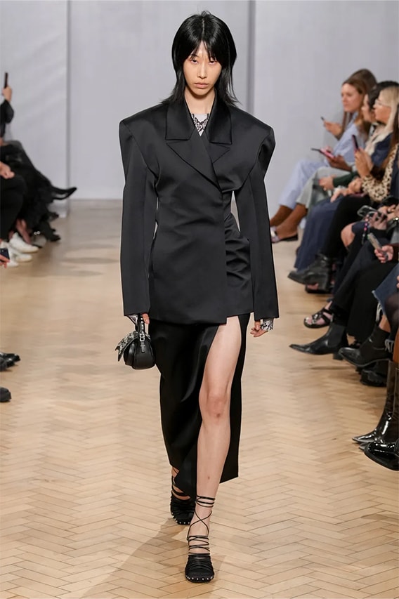 16Arlington Spring Summer 2023 London Fashion Week SS23 Runway Show Hypebeast Review Emerging Designer 