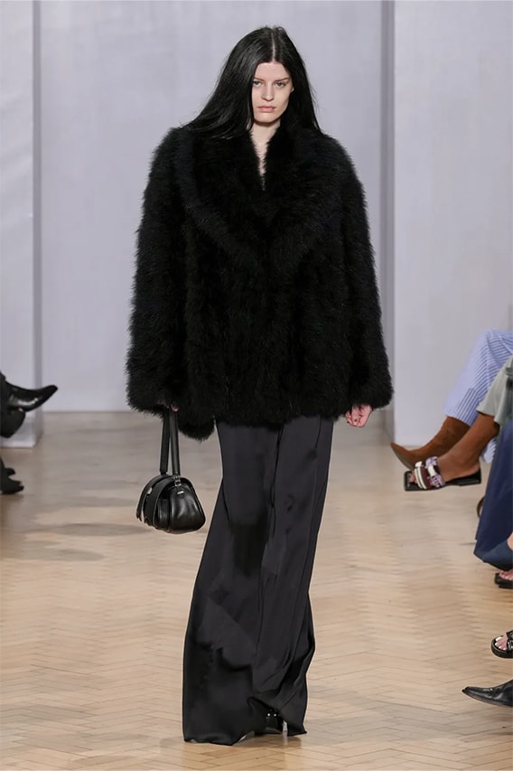 16Arlington Spring Summer 2023 London Fashion Week SS23 Runway Show Hypebeast Review Emerging Designer 
