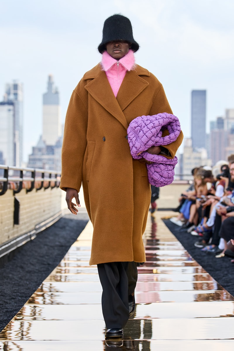 COS FW22 Serves Up Contemporary Sophistication for NYFW Debut Fashion