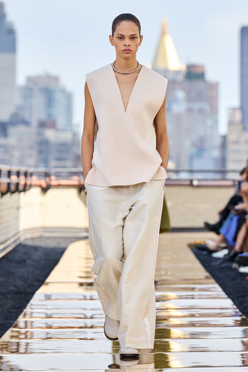 COS FW22 Serves Up Contemporary Sophistication for NYFW Debut Fashion