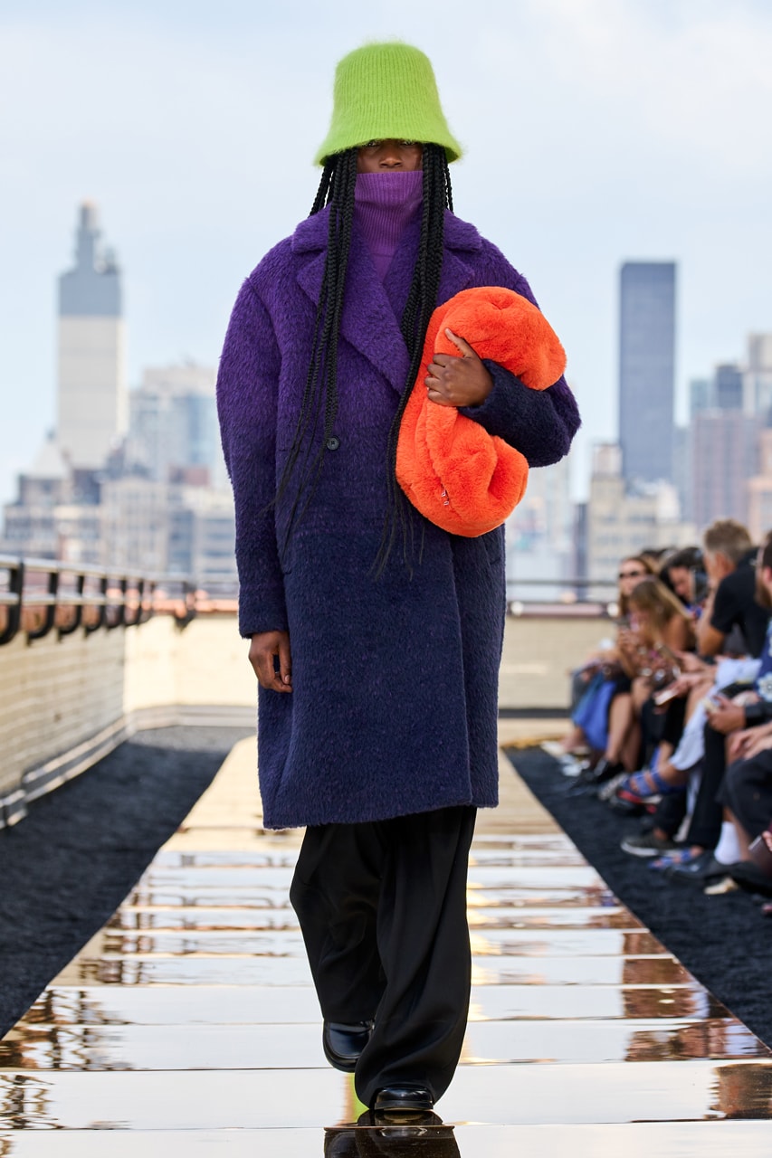 COS FW22 Serves Up Contemporary Sophistication for NYFW Debut Fashion