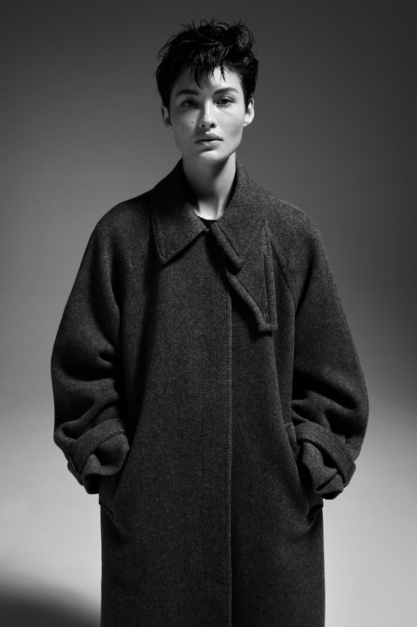 COS Looks to New York City for FW22 Campaign Fashion