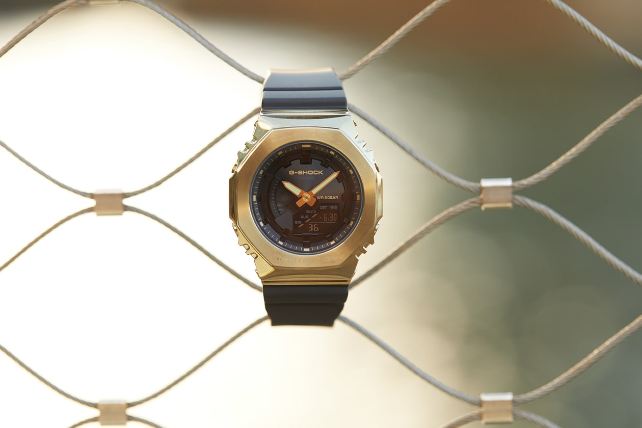 지샥, 2100과 5600 모델을 재해석한 신제품 공개 g-shock new gold metal black watches