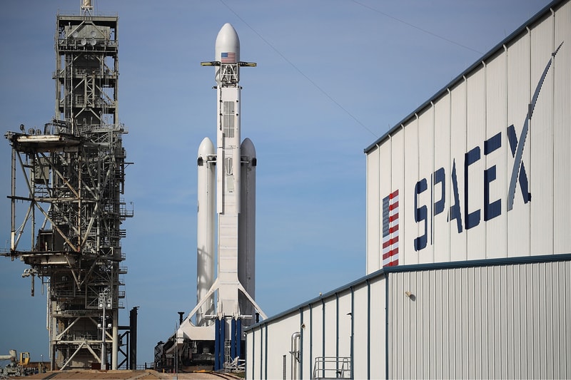NASA SpaceX Astronaut Missions Contract Announcement 1.4 Billion USD Contract Deal