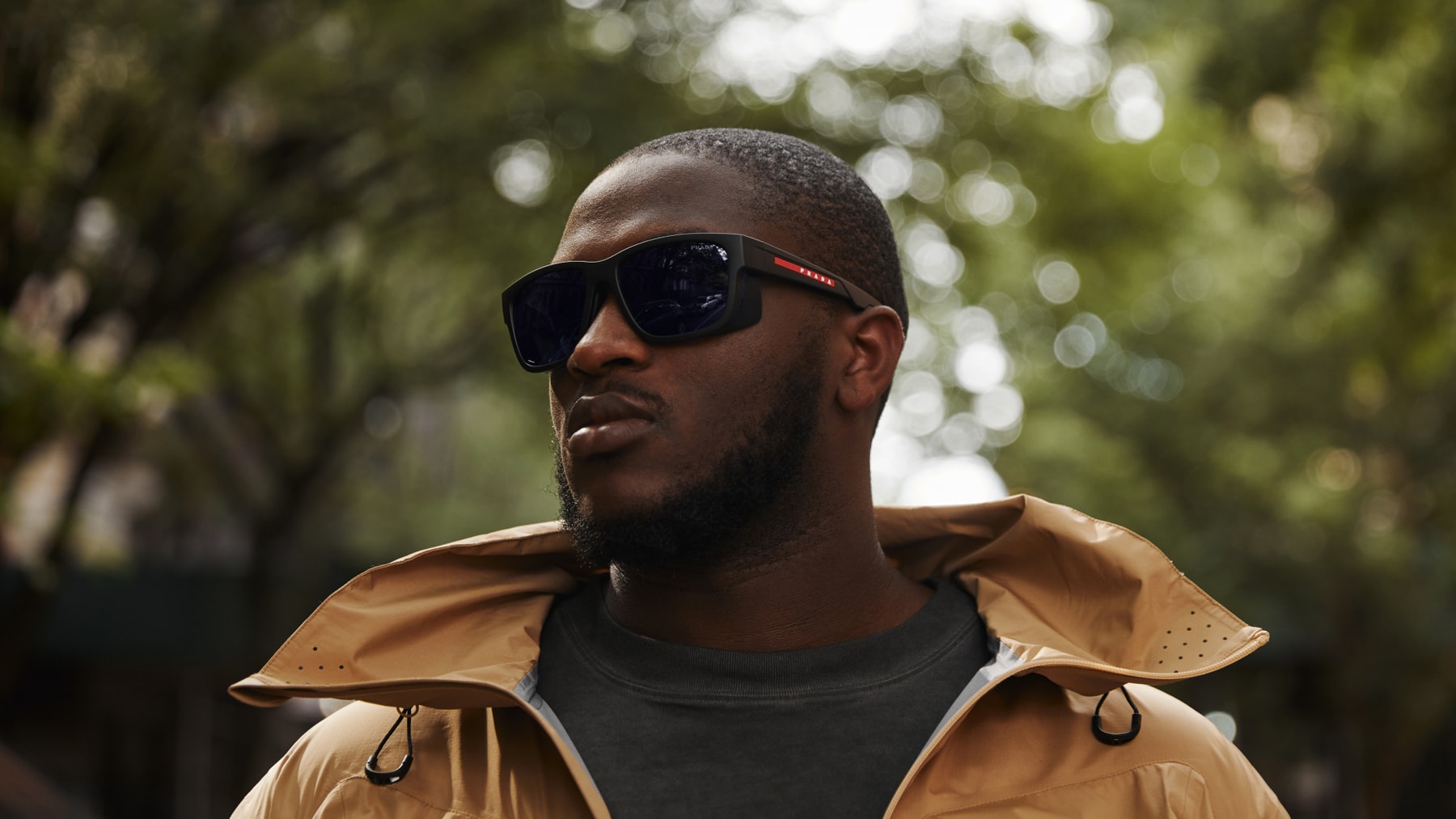 Sunglass Hut Walter Harvin Lookbook Eyewear Sunglasses HYPEBEAST Curation Burberry Dolce & Gabbana Prada Ray-Ban Versace Tory Burch