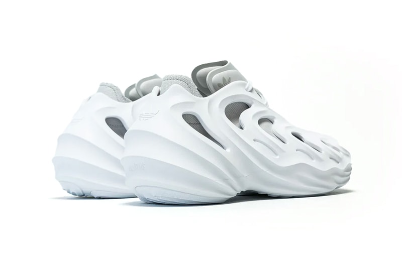 adifom q white grey