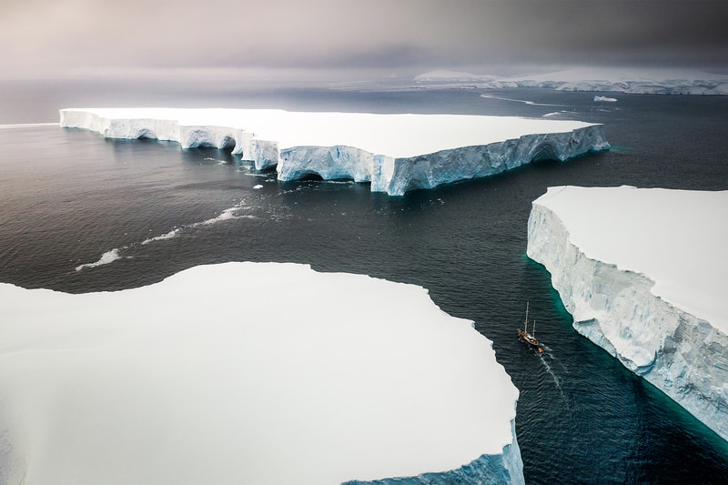 Antarctic Thwaites Doomsday Glacier rapid retreat nature climate change global warming Antarctic 