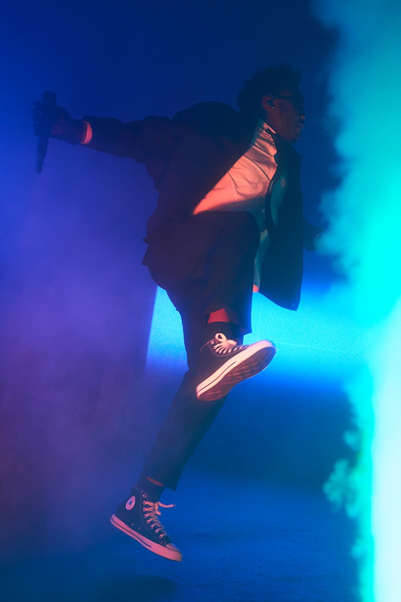 baby keem signs with converse chuck taylor pglang 