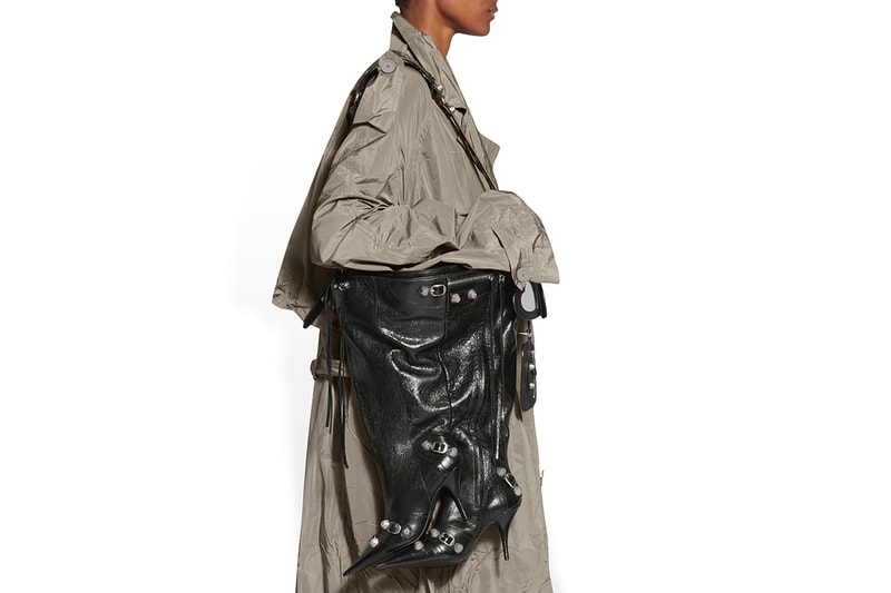 Balenciaga Le Cagole Boot Bag Winter 2022 360 Collection Runway Show Demna Gvasalia Kim Kardashian