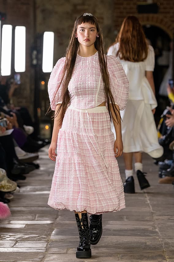 BMUET(TE) Spring Summer 2023 London Fashion Week SS23 Runway Show Seoul Byungmun Seo Jina Um