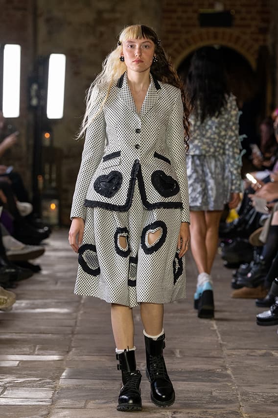 BMUET(TE) Spring Summer 2023 London Fashion Week SS23 Runway Show Seoul Byungmun Seo Jina Um