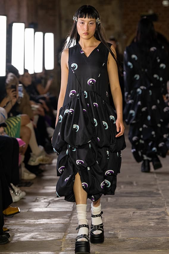 BMUET(TE) Spring Summer 2023 London Fashion Week SS23 Runway Show Seoul Byungmun Seo Jina Um