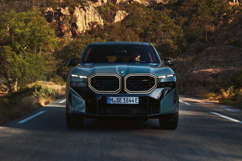 2023 BMW XM Hybrid Super SUV 644 hp twin turbo v8 159995 usd electric motor 4.4 liter weight x8 release info news