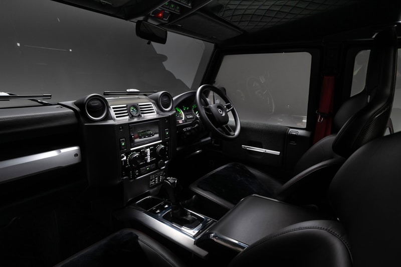Высокомодифицированный Land Rover Defender 2013 года в стиле «Чинук» отправляется на распродажу Bonham's Goodwood Revival the Royal Air Force Association tecniq