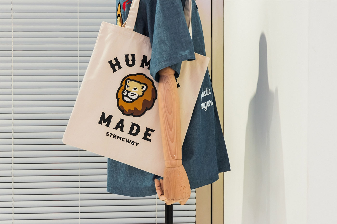 HUMAN MADE HBX Pop-Up Store Lion Figure Decoration Info Collection Release Hong Kong