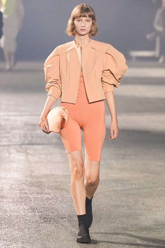Issey Miyake Paris Fashion Week SS23 Spring Summer 2023 Runway Show Posthumous Collection Review Looks Images