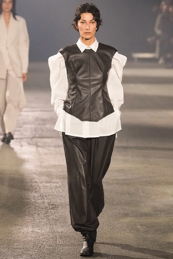 Issey Miyake Paris Fashion Week SS23 Spring Summer 2023 Runway Show Posthumous Collection Review Looks Images 
