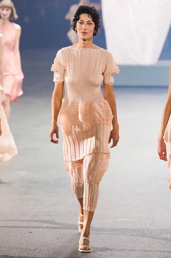 Issey Miyake Paris Fashion Week SS23 Spring Summer 2023 Runway Show Posthumous Collection Review Looks Images